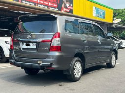 Toyota Kijang Innova V 2014 Abu-abu 4