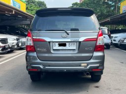 Toyota Kijang Innova V 2014 Abu-abu 5
