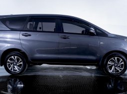 JUAL Toyota Innova 2.0 V Luxury AT 2021 Abu-abu 5