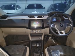 Renault Triber RXZ AT 2022 Gresssss Mobil Siap Pakai 12