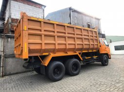 MURAH+banBARU Mitsubishi Fuso tronton 6x4 Dump truck 2022 dumptruk 3