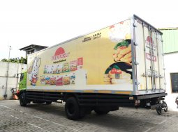 MURAH Hino engkel 4x2 bok Pendingin FG235JS 2017 Box Freezer FG 235 JS 3