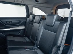 Toyota Veloz Q TSS 1.5 At 2022 Silver 12