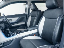 Toyota Veloz Q TSS 1.5 At 2022 Silver 11