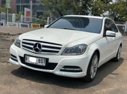 MERCY C200 CGI 1.8 AT PUTIH 2014 TERAWAT DIJUAL CEPAT TERMURAH