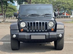 Jeep Wrangler Sport 4-Door 2011 Hitam