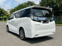Toyota Vellfire G 2017 MPV 4