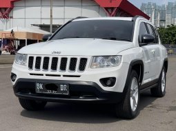 JEEP COMPASS 2.4 LIMITED AT 2013 PUTIH TERAWAT DIJUAL CEPAT TERMURAH