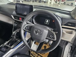 Toyota Avanza Q TSS AT ( Matic ) 2022 Silver Km Low 34rban Plat ganjil tangerang  Siap Pakai 11