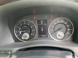 Toyota Alphard 2.5 G A/T 2017 Putih 10