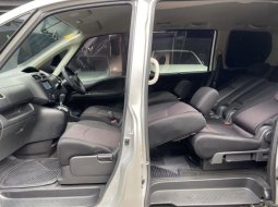 Nissan Serena Highway Star 2013 Silver 8