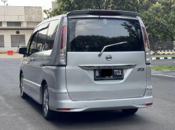 SERENA HWS 2.0 AT SILVER 2013 TERAWAT DIJUAL CEPAT TERMURAH 4