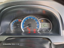 Daihatsu Xenia 1.5 R Deluxe MT 2021 3