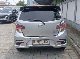 Toyota Agya 1.2 GR Sport A/T 2022 Silver 4