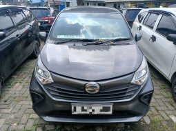 Daihatsu Sigra 1.0 M MT 2023 Putih