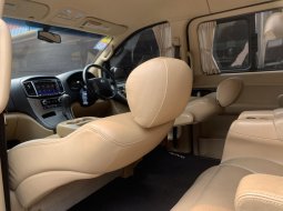 Hyundai H-1 Royale 2018 Hitam 8