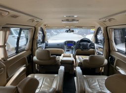 Hyundai H-1 Royale 2018 Hitam 7