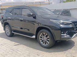 Toyota Fortuner 2.4 VRZ AT 2021 9