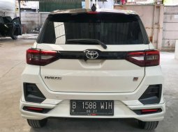 Toyota Raize 1.0T GR Sport AT 2022 Putih 9