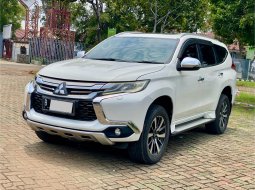 Mitsubishi Pajero Sport Dakar 4x2 AT 2017 Putih 3