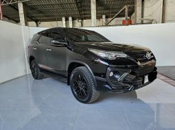 Toyota Fortuner VRZ TRD 2.4 diesel AT ( Matic ) 2020 Hitam Km low 49rban Plat genap jakarta pusat 2