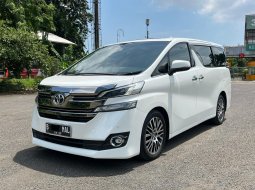 Toyota Vellfire G 2017 2
