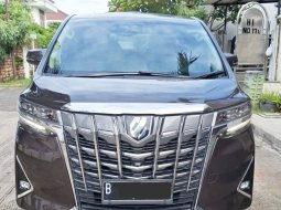 2020 Toyota Alphard 2.5 G A/T Tangan Satu Rawatan Rutin ATPM Resmi mulusSiap Dipakai Luar Kota Pulau