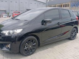 HONDA JAZZ RS 1.5 AT 2017  HITAM 2