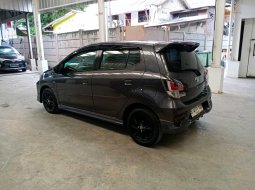 TOYOTA AGYA GR SPORT 1.2 AT 2022  ABU ABU 4