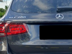 Mercedes-Benz GLC 200 AMG Line 2020 hitam km 30 ribu 5