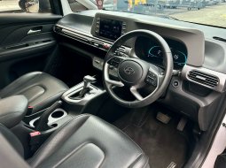 Hyundai Stargazer Prime Captain Seat At 2023 17