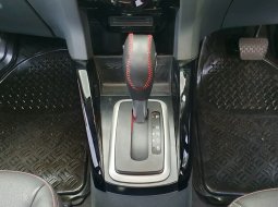 Ford EcoSport Titanium 2015 coklat sunroof km 75 ribuan 18