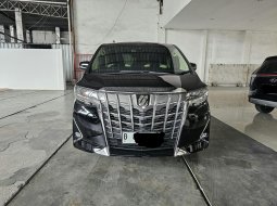 Toyota Alphard 2.5 G ATPM AT ( Matic ) 2023 Hitam Super low km baru 2rban Good Condition siap pakai