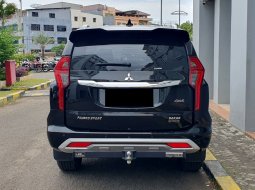 Mitsubishi Pajero Sport NewDakar Ultimate 4x4 A/T 2024 hitam km 4 ribuan 5