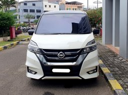 Nissan Serena Highway Star 2019 putih two tone