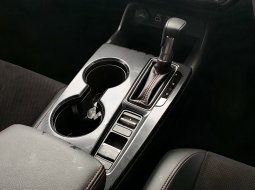 Honda Civic RS 2023 sedan turbo km 6 ribuan matic 17