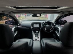 Mitsubishi Pajero Sport NewDakar Ultimate 4x4 A/T 2024 hitam km 4 ribuan 17