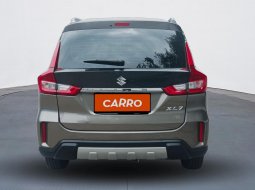 Suzuki XL7 Beta 1.5 AT 2022 Abu-abu 4