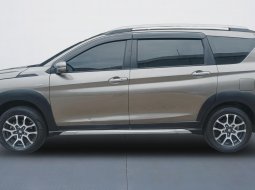 Suzuki XL7 Beta 1.5 AT 2022 Abu-abu 7
