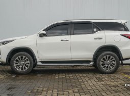 Toyota Fortuner 2.4 VRZ AT 2022 - Beli Mobil Berhadiah Kulkas 2 Pintu - B1573PJT 4