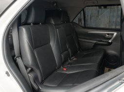Toyota Fortuner 2.4 VRZ AT 2022 - Beli Mobil Berhadiah Kulkas 2 Pintu - B1573PJT 12