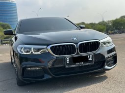 BMW 530I AT HITAM 2020 TERAWAT DIJUAL CEPAT TERMURAH 3