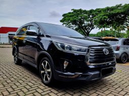 Toyota Venturer 2.0 AT Bensin 2021