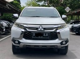 PAJERO DAKAR AT PUTIH 2017 TERAWAT DIJUAL CEPAT TERMURAH 2