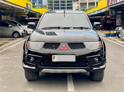 Mitsubishi Pajero Sport Dakar 4x2 AT 2013 Hitam