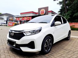 Honda Brio E CVT Facelift 2023 Km 9 Ribu 3