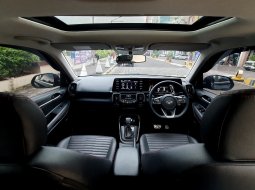 Kia Sonet Premiere iVT 2021 hitam sunroof km 35 ribuan 11