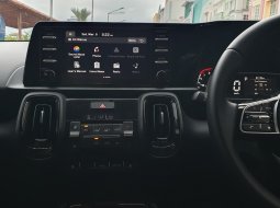 Kia Sonet Premiere iVT 2021 hitam sunroof km 35 ribuan 18