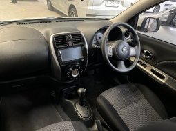 Nissan March XS AT 2017 Putih 6