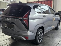 Hyundai Stargazer Prime A/T ( Matic ) 2022 Silver Km 35rban Siap Pakai Good Condition 6